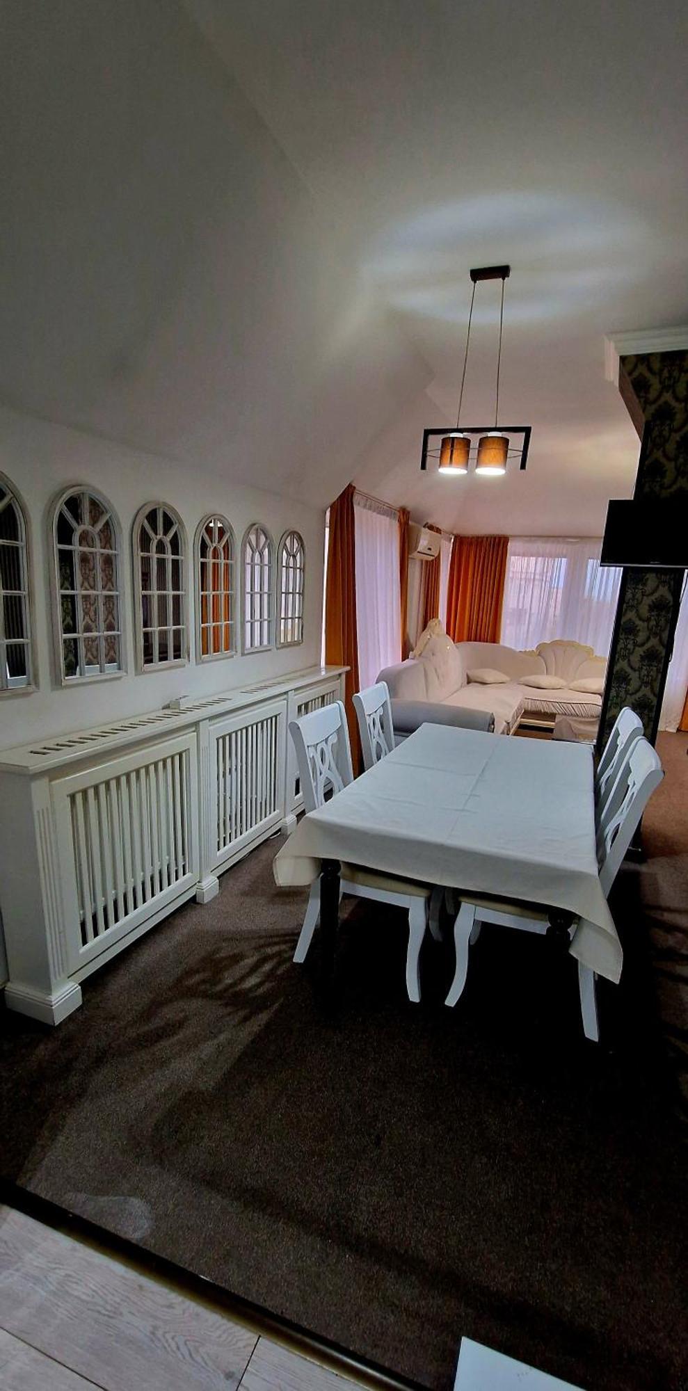 Hotel Jolie Apartments Galati  Bagian luar foto