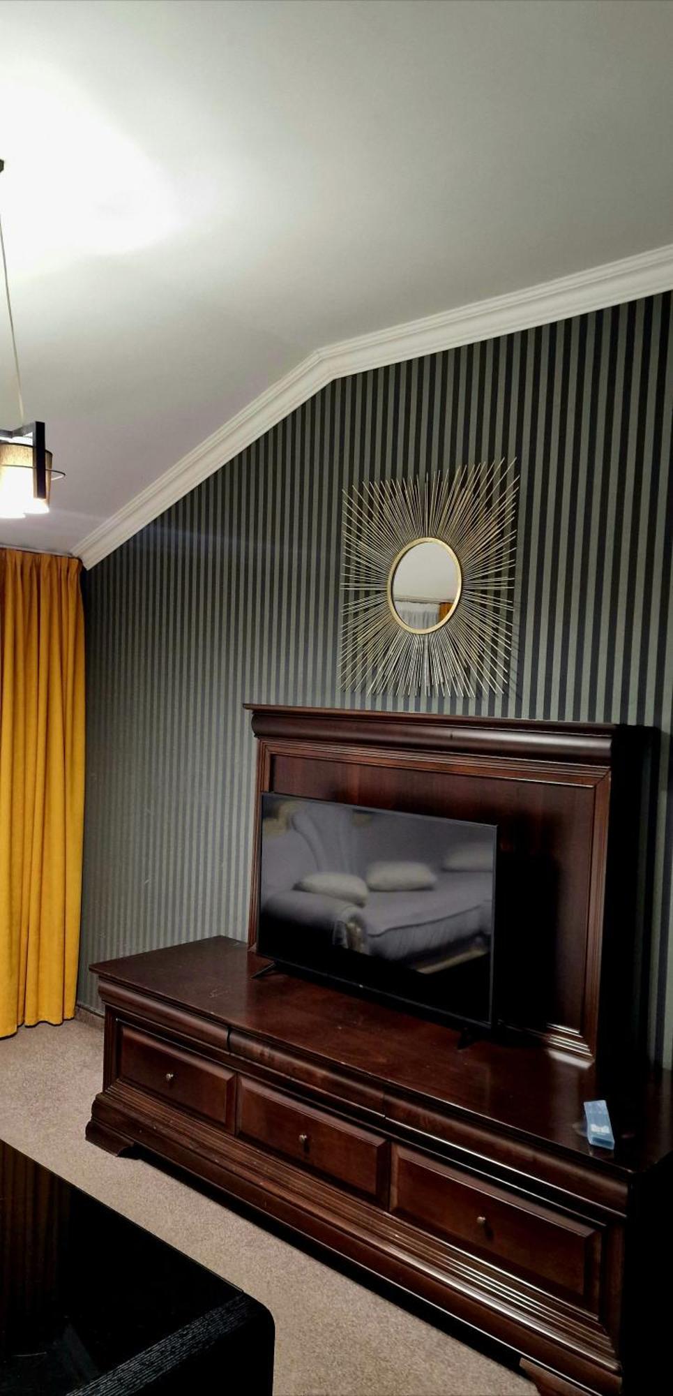 Hotel Jolie Apartments Galati  Bagian luar foto